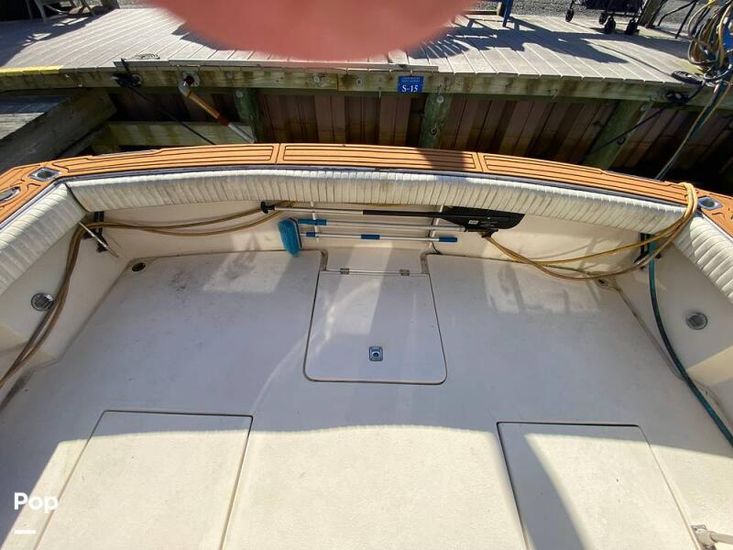 1990 Pacemaker 37 sportfish