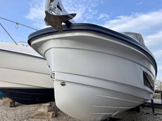 2023 Quarken 27 T-Top