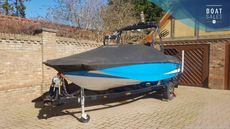 2013 AXIS A20