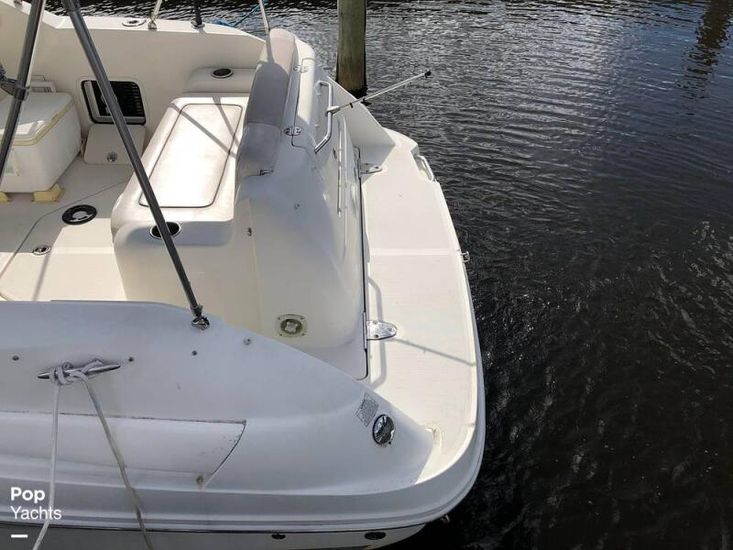 2010 Sea Ray 240 sundancer