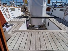1993 Classic Yacht Robertson 35
