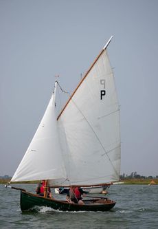 13ft 6" Gaff rigged sailing dinghy