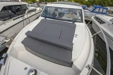 2023 Sealine C335