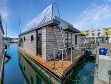 Waterlodge Oasis 5 "Daisy"