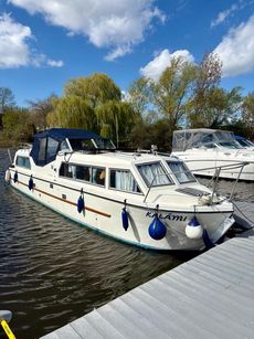1995 32ft Viking River Cruiser