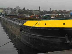 DUMB BARGE  622 M Tons