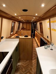 BESPOKE BOAT CO 57FT SEMI TRAD NARROW BUILD SLOT