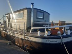 Superb Humber Keel Liveaboard