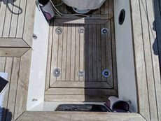 1993 Classic Yacht Robertson 35