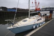 1984 Hunter Delta 25