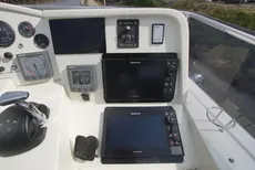 2005 Four Winns Horizon 240