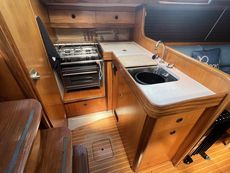 1987 Beneteau First 325