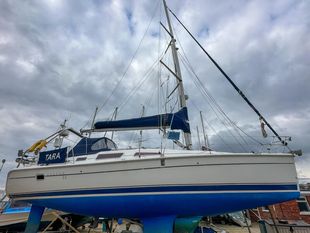 2004  Legend 33