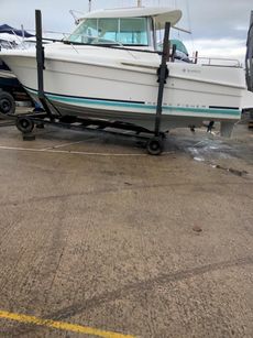 JEANNEAU MERRY FISHER  655  £27500 gorgeous condition