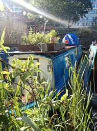  60ft Narrowboat with Charming Central London Mooring