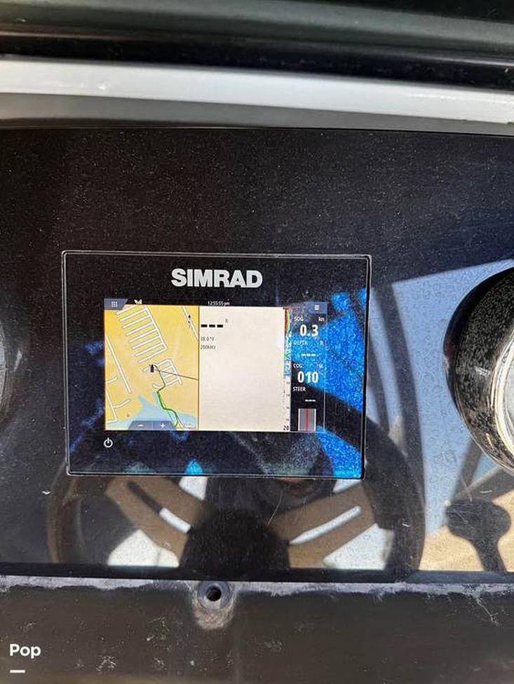 2018 Sea Ray 210 spx