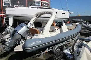 2022 Zodiac Medline 7.5