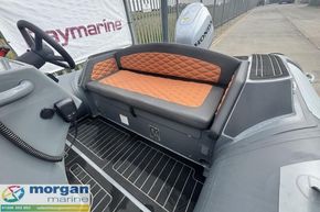 Highfield Sport 520 - cockpit seating