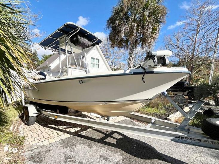 2002 Sea Hunt triton 200