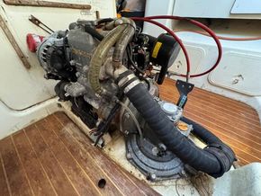 Max Fun 35  - Engine