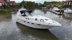 1997 Sealine S37 Sports Cruiser