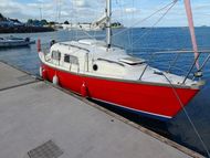 LEISURE 22, Fin Keel cruiser, New spars and rigging.
