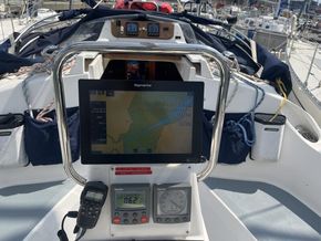 Hunter Legend 326  - Cockpit Instruments