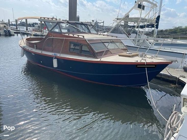 2006 Bimini 29 bartender