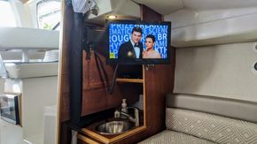 11 Berth   2017 Cutwater 242 Sport Coupe (4)