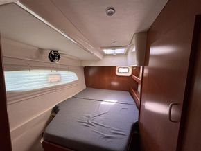 2014 Leopard 44 37