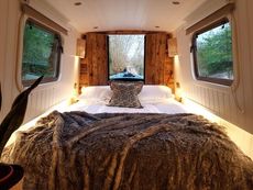 Bespoke Boutique Narrowboat build slot