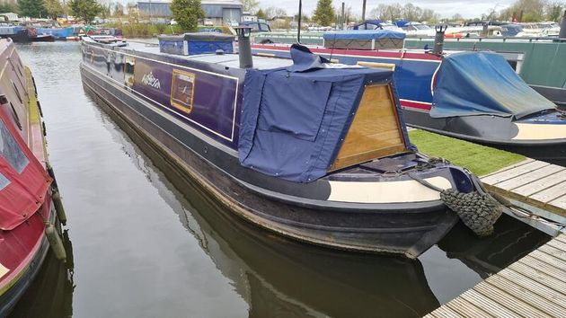For Sale 'Tupelo' 57ft Trad Stern Narrowboat