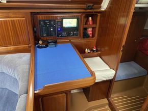 Chart table