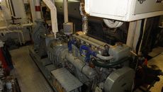 SINGLE SCREW TUGBOAT