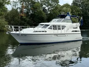 1997 Broom Ocean 34