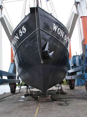 Kotter varend woonschip 14.95