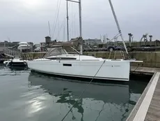 2017 Jeanneau Sun Odyssey 349