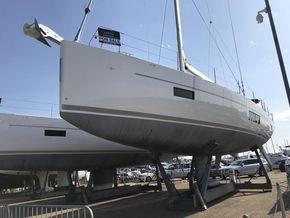 2025 Bavaria C57 1