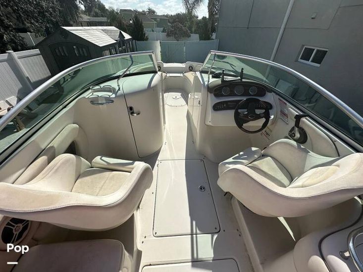 2008 Sea Ray 240 sundeck