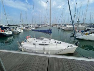 1998 Jeanneau 24.2
