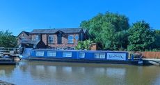 Lola - 57ft available with mooring