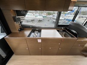 2023 Bavaria R40 Fly 19
