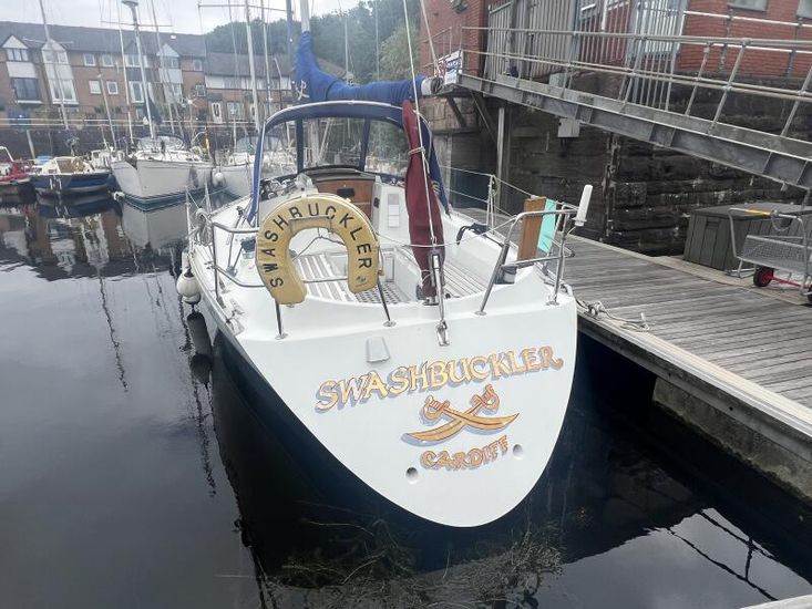 1987 Beneteau First 325