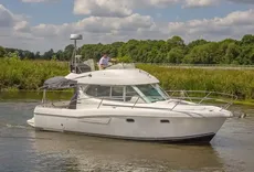 2005 Jeanneau Merry Fisher 925