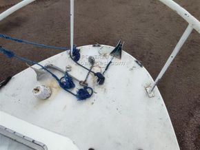 Seamaster 27  - Foredeck