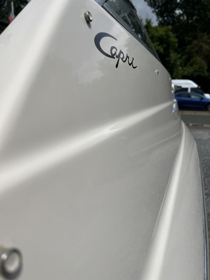 Bayliner 1952 Capri 