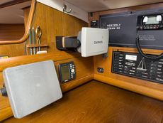Westerly Ocean 33  with Comprehensive Sail Wardrobe and Inventory