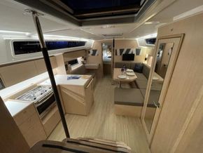 2025 Bavaria C42 14
