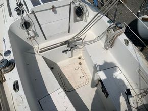 Cutlass  27  - Cockpit