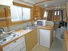 TRANQUIL WATERS 46ft 9in- traditional with 2 + 2 berths